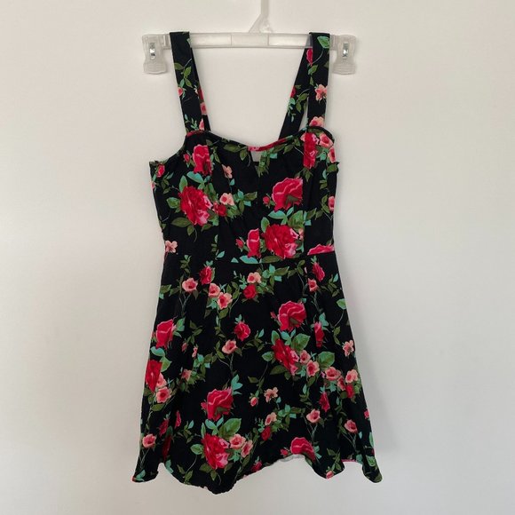 Forever 21 Summer Dress | Size: Medium - Picture 2 of 4